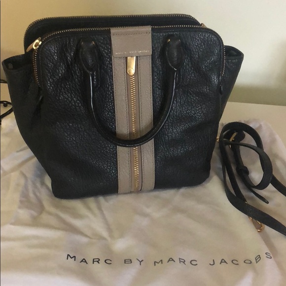 Marc Jacobs Winter Tote - Picture 2 of 2